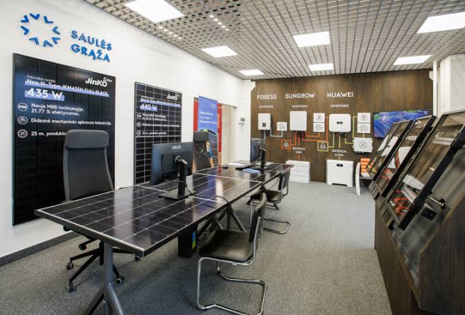 Kodėl įsirengiant saulės elektrines žmonėms svarbios „gyvos“ ir individualios konsultacijos?
